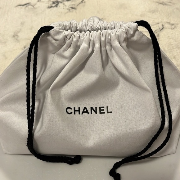 Chanel set - Picture 8 of 8